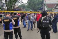 Ledakan di kantor Polsek Astana Anyar Bandung. Foto: MERDEKA.COM