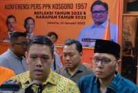 Ketua Umum PPK Kosgoro 1957 Dave Laksono, di Kantor PPK Kosgoro 1957, Jakarta, Jumat (13/1/2023). Foto: ANTARA/Melalusa Susthira K