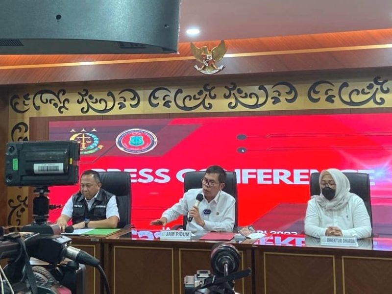 Kejaksaan Agung (Kejagung) menjelaskan pertimbangan jaksa penuntut umum (JPU) atas tuntutan terhadap para terdakwa kasus pembunuhan berencana Brigadir Nofriansyah Yosua Hutabarat (Brigadir J). Foto: Dok. Puspenkum