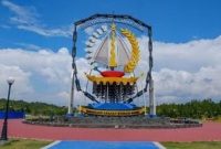 Tugu Provinsi Kepulauan Riau. Foto: SHUTTERSTOCK 