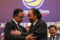 Anies Baswedan dan Surya Paloh. FOTO: MIFTAHUL HAYAT/JAWA POS