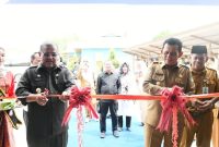 Peresmian Laboratorium Kimia di SMA Negeri 4 Karimun oleh Gubernur Ansar. Foto: Diskominfo Kepri 