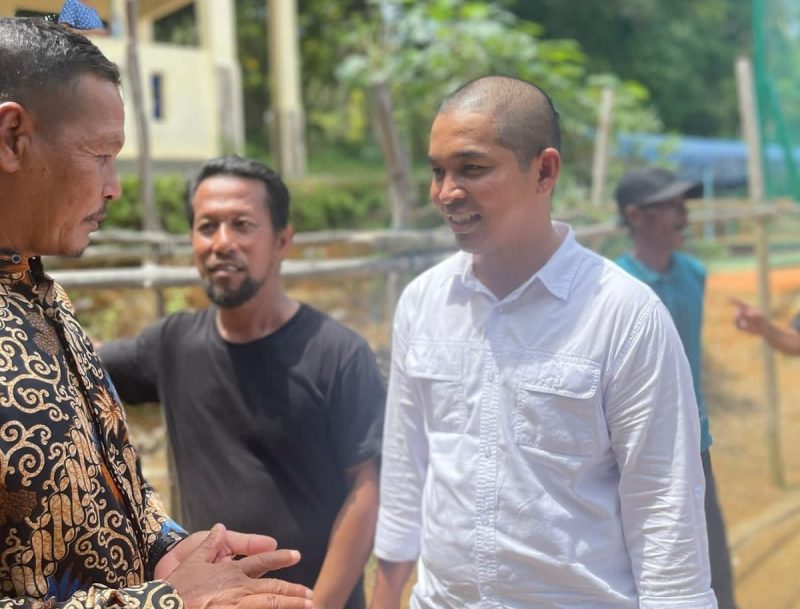 Muhamad Kadri S.HI MH (kemeja putih). Foto: INIKEPRI.COM 