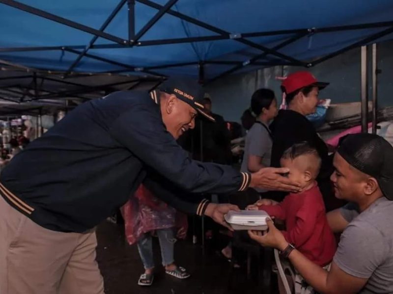 Ketua umum DPP GARPU Pietra M Paloh di Pasar Tos 3000, Jodoh, Kota Batam. Foto: INIKEPRI.COM