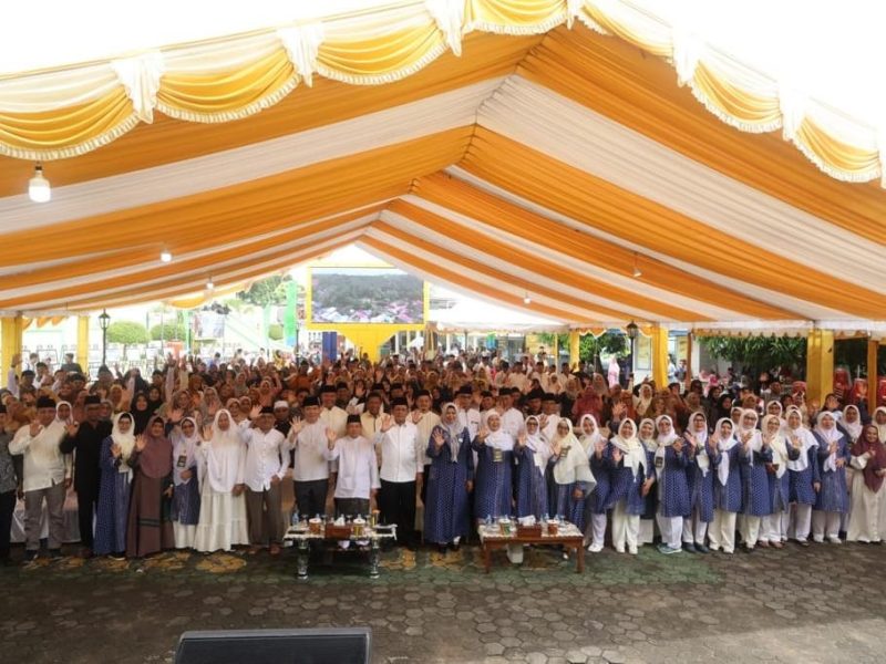 Pembukaan Lomba Shalawat Antar Organisasi Perangkat Daerah (OPD) Pemerintah Provinsi Kepri di Pulau Penyengat. Foto: Diskominfo Kepri 