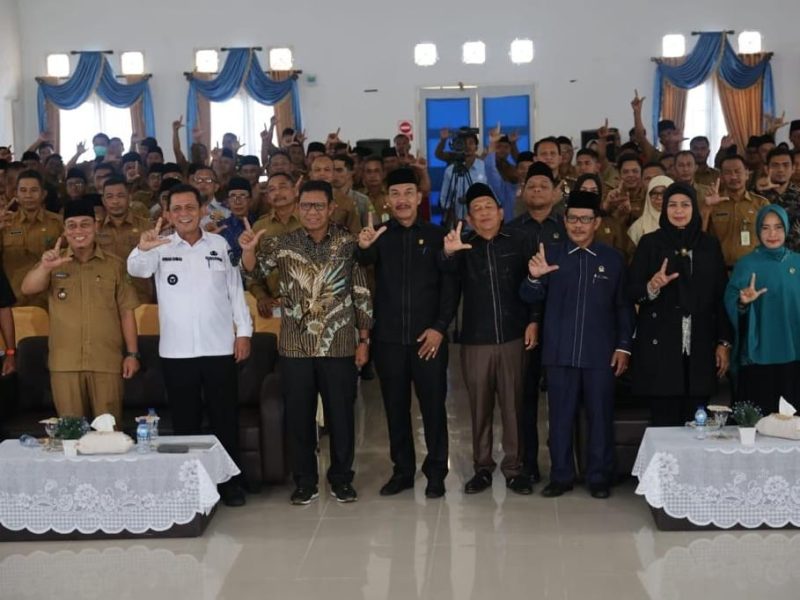 Musrenbang Tingkat Kabupaten Lingga Tahun 2024 Dalam Rangka Penyusunan RKPD Kabupaten Lingga Tahun 2024 bertempat di Balai Agung Negeri Bunda Tanah Melayu, Aula Kantor Bupati Lingga. Foto: Diskominfo Kepri