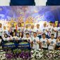 Juara Proliga 2023, Tim Bandung bjb Tandamata Terima Apresiasi dilaksanakan di Aula Gedung Sate, Kota Bandung, Senin 20 Maret 2023. Kadedeuh berupa uang tunai tersebut diserahkan langsung oleh Gubernur Jawa Barat Ridwan Kamil bersama Bunda Pembina Tim Voli Putri Bandung bjb Tandamata, Atalia Praratya beserta jajaran kepada tim Bandung bjb Tandamata. Foto: bank bjb untuk INIKEPRI.COM