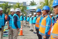 PT PLN Batam melaksanakan apel gelar pasukan dan peralatan siaga Ramadhan dan Idul Fitri 1444 Hijriah. Apel siaga bertempat di halaman Kantor Pusat PT PLN Batam. Foto: PLN Batam untuk INIKEPRI.COM 