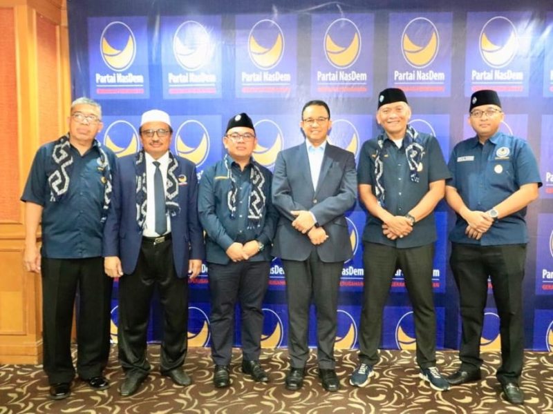 Ketua umum DPP GARPU Pietra M Paloh saat melantik pengurus GARPU 3 Provinsi beberapa waktu yang lalu. Foto: INIKEPRI.COM