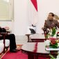 Presiden Joko Widodo (Jokowi) menerima kunjungan Duta Besar Palestina untuk Indonesia, Zuhair Al-Shun, di Istana Merdeka, Jakarta, pada Jumat (24/03/2023). Foto: BPMI Setpres 