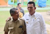 Gubernur Ansar saat berkunjung ke salah satu Sekolah di Kota Batam. Foto: Diskominfo Kepri 