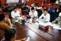Rapat Awal Persiapan Peringatan HUT ke-78 Kemerdekaan RI Tingkat Provinsi Kepulauan Riau tahun 2023 di Ruang Kerja Sekda, Lt.3, Kantor Gubernur, Dompak. Foto: Diskominfo Kepri 