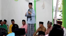 Wakil Wali Kota Batam Amsakar Achmad Safari Ramadan di Masjid Ar Rahman Kampung Baru, Galang. Foto: MC Batam 