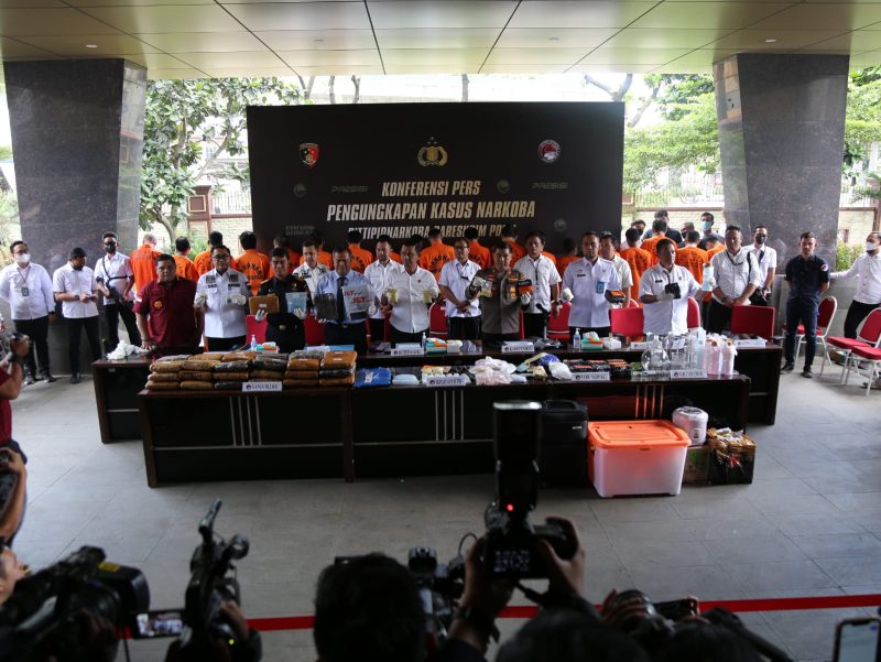 Konferensi pers pengungkapan kasus narkoba. Foto: Humas BC Batam