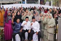 Gubernur Ansar bersilaturahmi bersama Pengajian Mualaf Batu Aji di Perumahan Pemda 2 Batu Aji. Foto: Diskominfo Kepri 