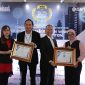 bank bjb berhasil meraih delapan penghargaan dalam ajang 12th Infobank Digital Brand Recognition 2023. Penghargaan tersebut diterima oleh Senior Vice President KPR & KKB bank bjb, Triastoto Hardjanto Wibowo dan Deputy Digital Banking bank bjb, Johanes Parulian Tamba, pada Rabu,12 April 2023 di Shangri-La Hotel, Jakarta Pusat. Foto: bank bjb untuk INIKEPRI.COM 