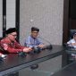 Rahma dalam pertemuan dengan Balai Besar Penjaminan Mutu Pendidikan Provinsi Kepri, Tim Google For Education, Balai Guru Penggerak, dan Dinas Pendidikan Kota Tanjungpinang, di kantor Wali Kota Tanjungpinang, Kamis (13/4). Foto: Diskominfo Tanjungpinang 
