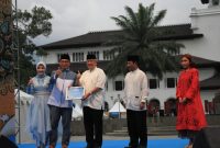 Acara Bulan Berbagi Berkah on the street (BUBOS) tahun ini kembali digelar. Mengusung tema 'Bertasbih' (Berbagi Cinta, Berkah dan Kasih), BUBOS 7 Bertasbih diselenggarakan pada Sabtu, 15 April 2023 di halaman Gedung Sate Kota Bandung. Foto: bank bjb untuk INIKEPRI.COM 