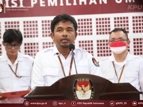 Anggota Komisi Pemilihan Umum (KPU) RI Idham Holik. Foto: kpu.go.id
