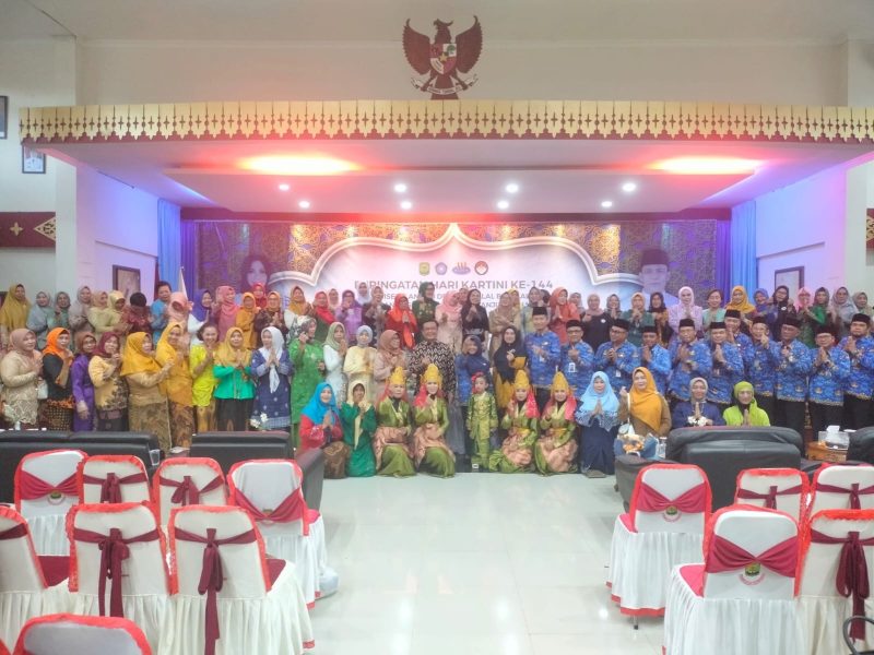 Dinas Pemberdayaan Perempuan Perlindungan Anak dan Pemberdayaan Masyarakat (DP3APM) Kota Tanjungpinang, menggelar kegiatan peringatan Hari Kartini ke-144, Jum'at (28/4/2023) di Gedung PKK Kota Tanjungpinang, Senggarang. Foto: Diskominfo Tanjungpinang
