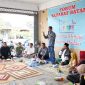 Wakil Wali Kota Batam Amsakar Achmad menceritakan kisah hikmah masyur sarat makna saat Halal Bil Halal Forum Sahabat Batam di Sekretariat Forcab Victoria Blok AA di Tanjung Riau, Sekupang, Minggu (30/4/2023) pagi. Foto: MC Batam 