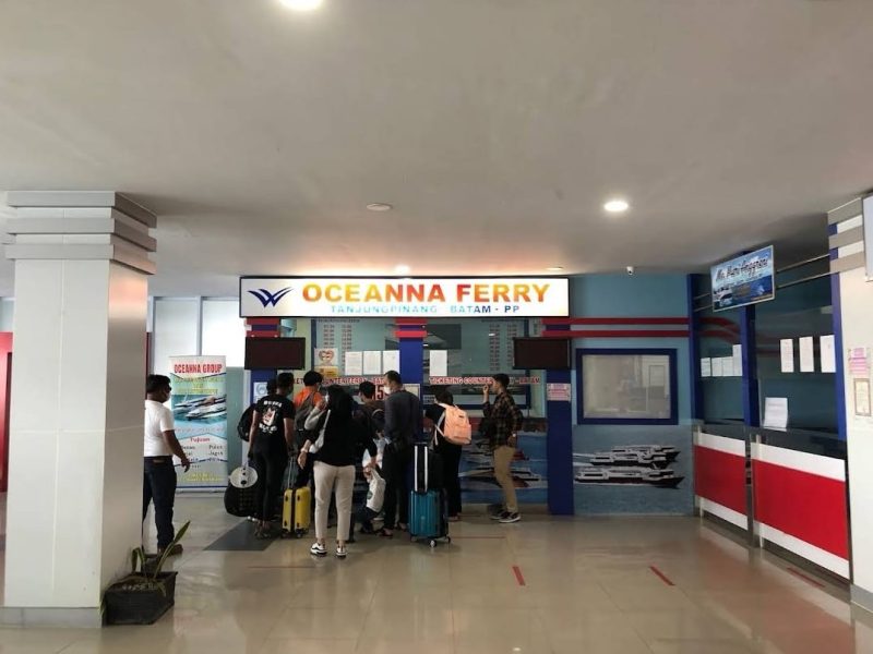 Konter tiket di Pelabuhan Sri Bintan Pura, Tanjungpinang. Foto: INIKEPRI.COM 