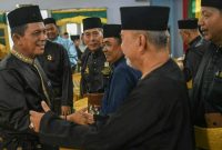Gubernur Kepulauan Riau H. Ansar Ahmad menghadiri Halalbihalal yang digelar Lembaga Adat Melayu (LAM) Provinsi Kepri di gedung LAM Provinsi Kepri, Tanjungpinang. Foto: Diskominfo Kepri 