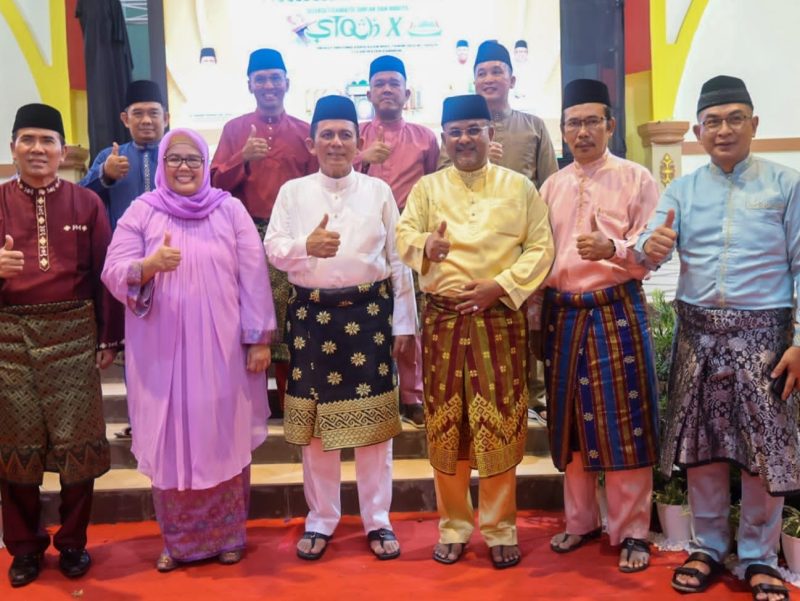 Malam Ta’aruf perhelatan Seleksi Tilawatil Qur’an dan Hadits (STQH) ke X tingkat Provinsi Kepulauan Riau, di Halaman Rumah Dinas Bupati Karimun. Foto: Diskominfo Kepri 