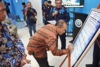 Penandatanganan komitmen pemenuhan perizinan dasar pembudidayaan ikan yang sesuai dengan ketentuan yang berlaku. Foto: KKP 