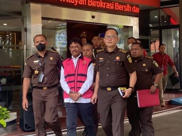 Menteri Komunikasi dan Informatika (Menkominfo) Johnny G Plate selesai menjalani pemeriksaan kasus korupsi BAKTI Kominfo. Foto/MPI