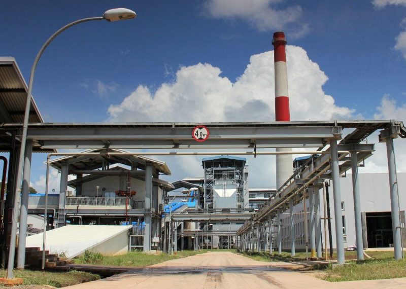 PT PLN (Persero) melalui PLN Batam berupaya maksimal untuk meminimalisir terjadinya kekurangan daya pelanggan akibat dari perbaikan PLTU Tanjung Kasam unit 2 dan PLTGU Panaran unit 1, dengan beberapa strategi manajemen beban serta pengalihan beban Captive Power maupun genset pelanggan industri. Foto: PLN Batam untuk INIKEPRI.COM 