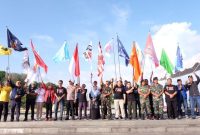 Wali Kota Tanjungpinang, Hj. Rahma, S.IP.,M.M, mengikuti Parade Obor Demokrasi yang digelar Badan Pengawas Pemilu (Bawaslu) Kota Tanjungpinang, Sabtu (20/5/2023) pagi. Foto: Diskominfo Tanjungpinang 