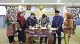 Panitia Perancang Undang-Undang (PPUU) DPD RI membahas Prolegnas RUU Inisiatif DPD RI hingga Revisi RUU tentang Perubahan UU Nomor 32 Tahun 2014 Tentang Kelautan dengan Menteri Hukum dan HAM Yasonna H Laoly dan Kepala Bakamla RI Laksdya TNI Aan Kurnia. Foto: Humas DPD RI 
