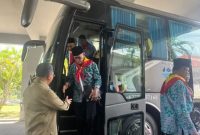 Jamaah calon haji tiba di Embarkasi Hang Nadim Batam, Provinsi Kepulauan Riau (24/5/2023). Foto: ANTARA/Jessica