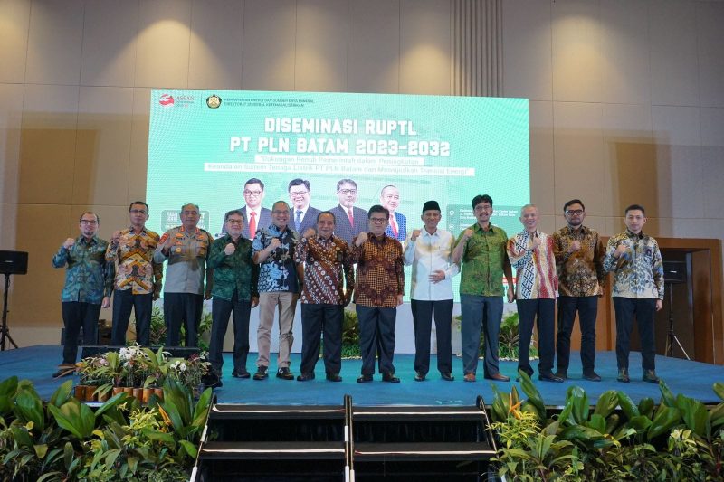Sahkan RUPTL PT PLN Batam 2023-2032,
Pemerintah Dukung PT PLN Batam Tingkatkan Keandalan Sistem. Foto: PLN Batam untuk INIKEPRI.COM 