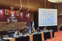 Komisi Pemilihan Umum (KPU) RI menggelar uji publik tiga rancangan Peraturan KPU (PKPU) di Hotel Grand Mercure Harmoni, Jakarta, Sabtu (27/5/2023). Foto: ANTARA/Fath Putra Mulya.