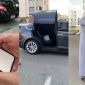 Tesla untuk antar pesanan online. Foto: Twitter
