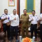 Silaturahmi Kepala Kantor Kesyahbandaran dan Otoritas Pelabuhan (KSOP) Tanjungpinang Ridwan Chaniago bersama Gubernur Kepulauan Riau Ansar Ahmad. Foto: Diskominfo Kepri 