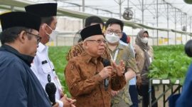Wakil Presiden Ma’ruf Amin memberikan keterangan pers kepada wartawan di Batam, Kepulauan Riau, Rabu (7/6/2023). Foto: ANTARA/HO-BPMI Setwapres.