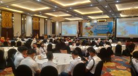 Wakil Wali Kota Tanjungpinang, H. Endang Abdullah, S.Kp.,M.Si, menghadiri kegiatan launching entrepreneurship award VII yang dihelat oleh Stikes Hang Tuah Tanjungpinang, di Trans Convention Centre (TCC) Batu 11, Sabtu (10/6/2023). Foto: Diskominfo Tanjungpinang 