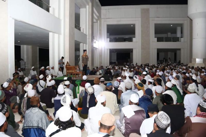 Tabligh Akbar dan Silaturahmi Umat Islam Se-Kota Batam digelar di Masjid Sultan Mahmud Riayat Syah Tanjunguncang, Batuaji, Sabtu (10/6/2023). Foto: MC Batam 