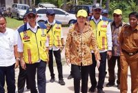 Cen Sui Lan Anggota Komisi V DPR RI Fraksi Golkar Dapil Kepri bersama pejabat kementerian terkait melakukan Kundapil ke Kabupaten Lingga, akhir Mei 2023 lalu. Foto: yen/suaraserumpun.com