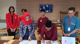 Penandatanganan MoU Kerjasama antara Universitas Nagoya Indonesia dengan YSAI. Foto: INIKEPRI.COM 