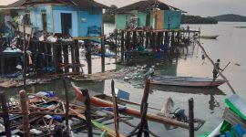 Angin puting beliung memporak-porandakan Pulau Kasu, Kecamatan Belakangpadang, Kota Batam, Sabtu (24/6) dinihari sekira pukul 02.00 WIB. Foto: INIKEPRI.COM 