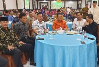 Gubernur Kepri H. Ansar Ahmad menghadiri Hari Ulang Tahun (Harlah) ke-6 Perkumpulan Warga Senayang Lingga dan Singkep (Selingsing) Kabupaten Lingga, yang dilaksanakan di Ballroom Restoran Golden Prawn Bengkong Kota Batam, Minggu (25/6). Foto: Diskominfo Kepri 