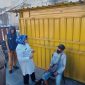 Wali Kota Tanjungpinang, Hj. Rahma, S.IP.,M.M, bersama Dinsos dan Satpol PP Kota Tanjungpinang, melakukan penertiban terhadap gelandang dan pengemis (Gepeng) serta pedagang jalanan yang ada di setiap simpang lampu merah di Tanjungpinang, Selasa (27/6/2023). Foto: Diskominfo Tanjungpinang 