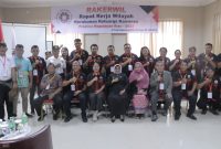 Wali kota Tanjungpinang, Hj. Rahma, S.IP.,M.M, membuka langsung rapat kerja wilayah Kerukunan Keluarga Kawanua (KKK) di hotel Pelangi Tanjungpinang, Jumat (7/7/2023) . Foto: Diskominfo Tanjungpinang
