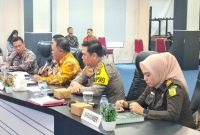 memberikan pengarahan pada Rapat Koordinasi Gugus Tugas Pencegahan Kekerasan Terhadap Perempuan dan TPPO Kota Tanjungpinang, di aula Sultan Sulaiman Badrul Alamsyah, kantor wali kota Tanjungpinang, Kamis (13/7/2023) pagi. Foto: Diskominfo Tanjungpinang 