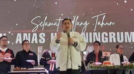 Ketua Umum Partai Kebangkitan Nasional (PKN) Anas Urbaningrum saat penutupan Musyawarah Nasional Luar Biasa PKN di Hotel Grand Sahid Jaya, Sabtu (15/7/2023). Foto: ANTARA/Narda Margaretha Sinambela