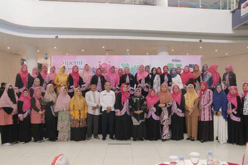 Ikatan Pengusaha Muslimah Indonesia (IPEMI) perwakilan kota Tanjungpinang menggelar Festival Muharram 1445 Hijriah dengan mengangkat tema 